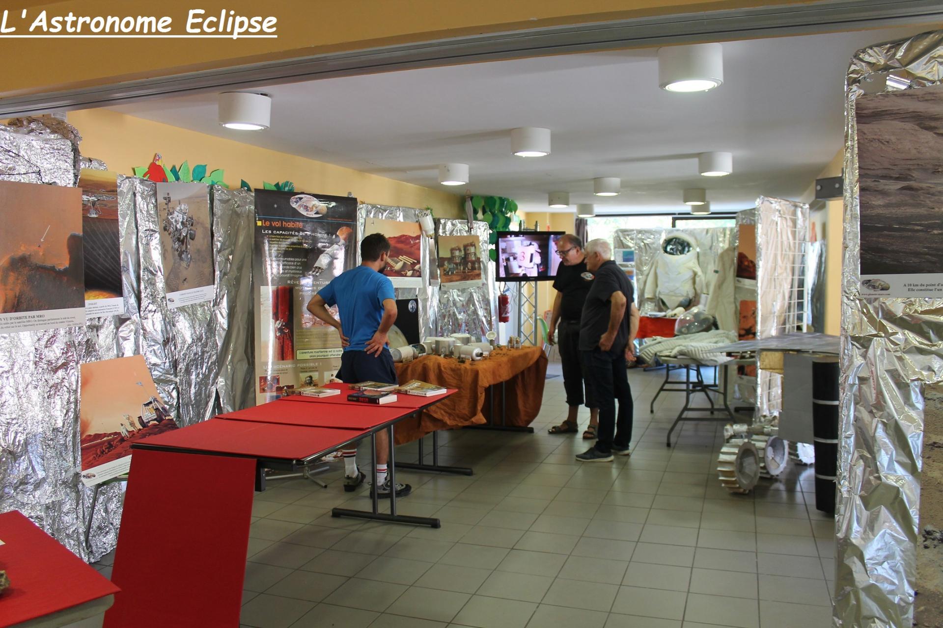 Stand de l'association Planète Mars