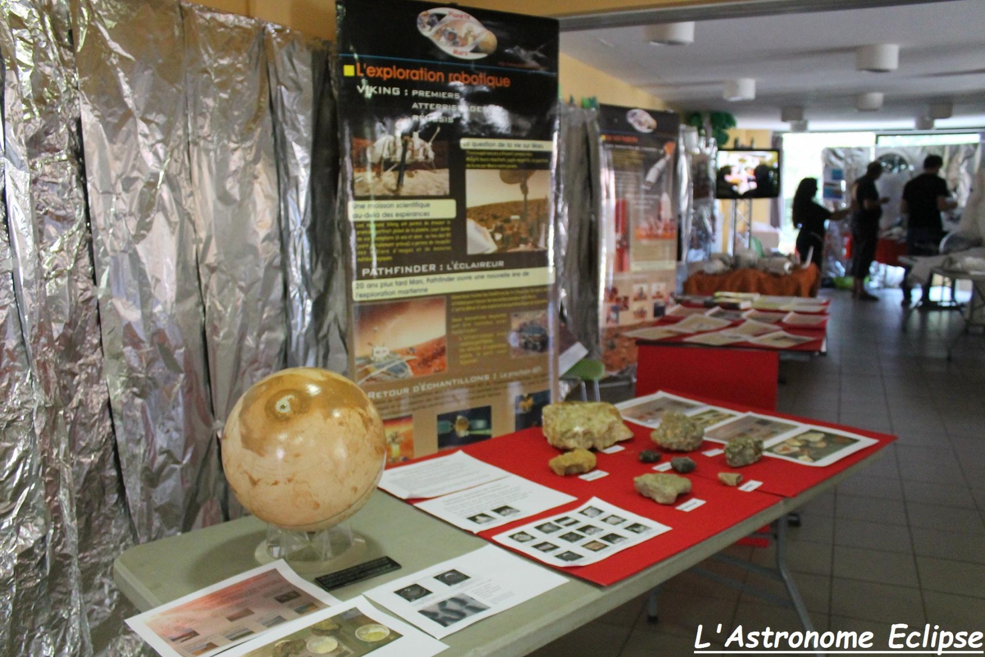 Stand de l'association Planète Mars (2)