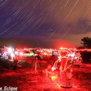Les astrams s'agitent sous les étoiles!