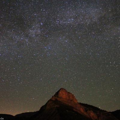 Voie lactée au dessus du rocher de Pierre-Mont